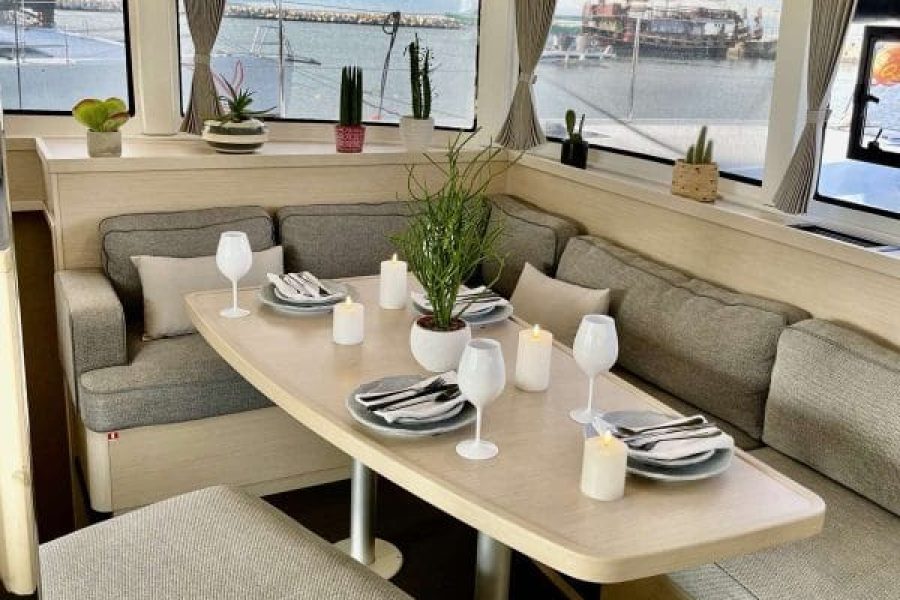Luxury Boat Charter